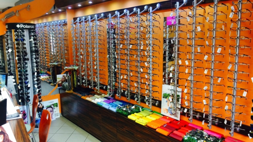 Oroszlányi üzlet - Cserta Optika